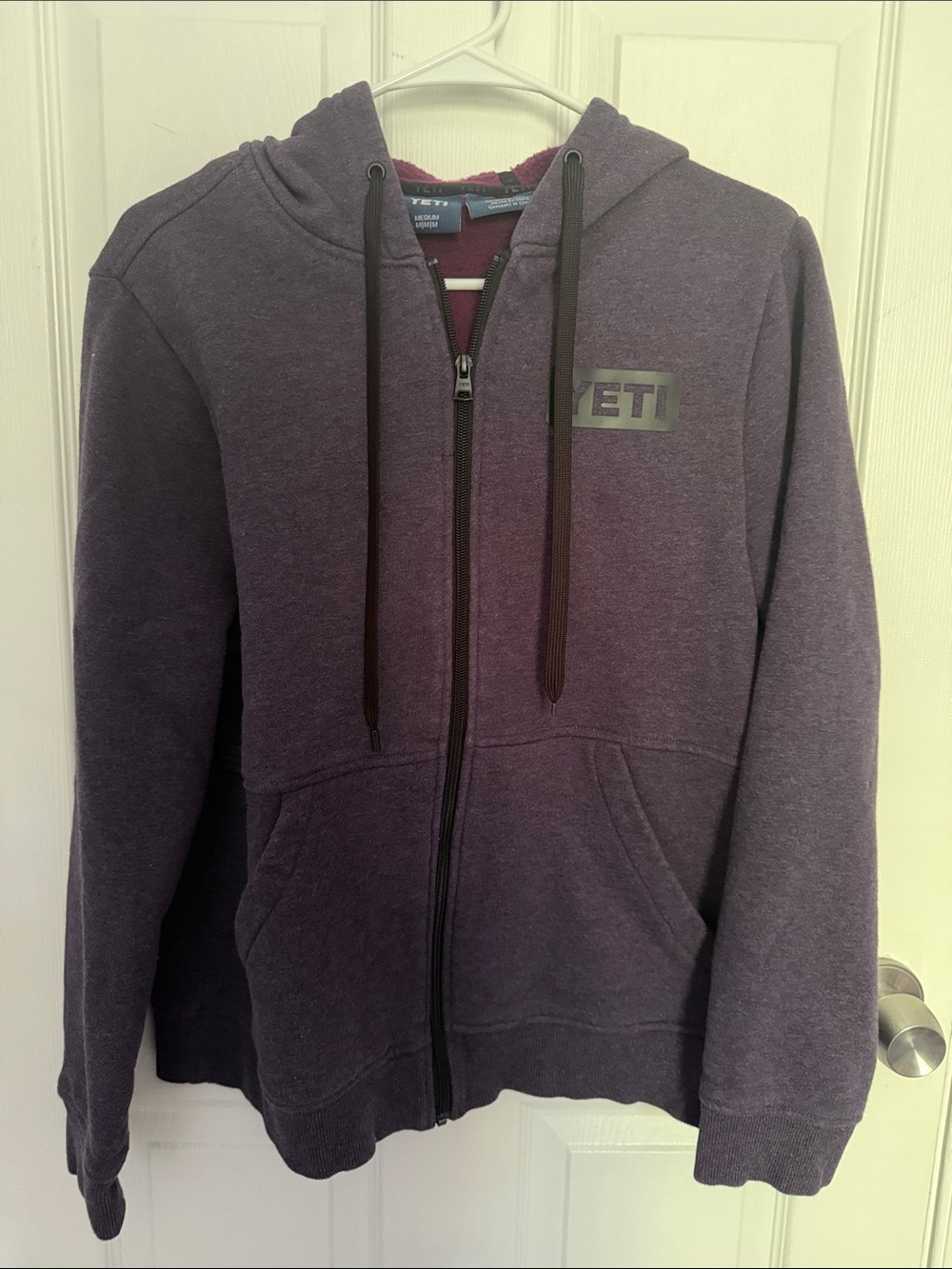YETI sweat jacket